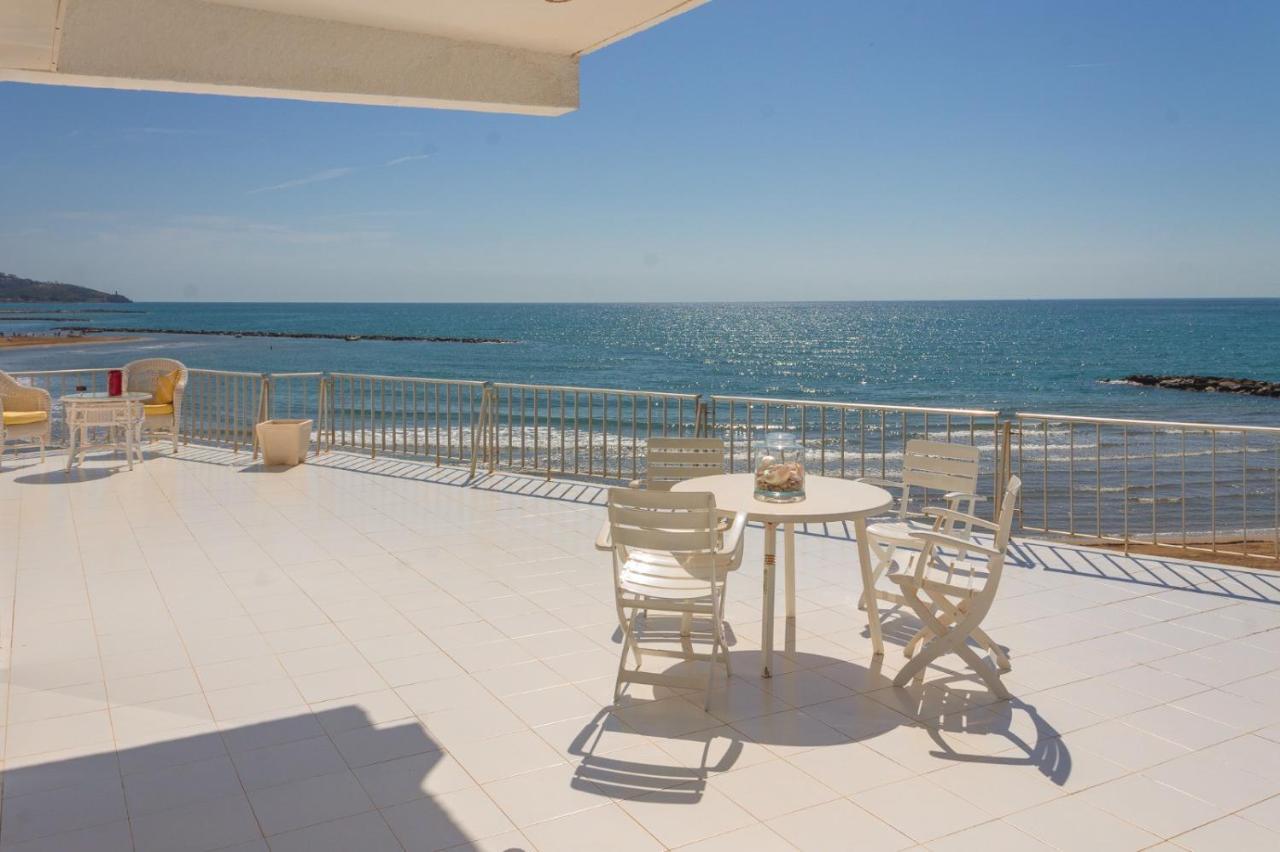 Benicàssim Magnifica Villa Aireola Frente Al Mar מראה חיצוני תמונה